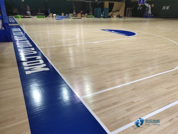 25厚篮球体育木地板哪个牌子较环保2